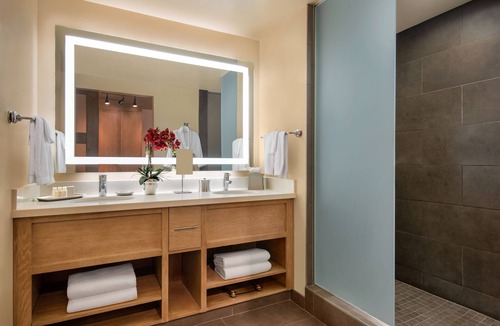 Downtown Eugene Hotel | Inn at the 5th