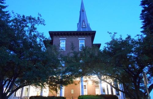 Lewiston Hotel | Inn at the Agora