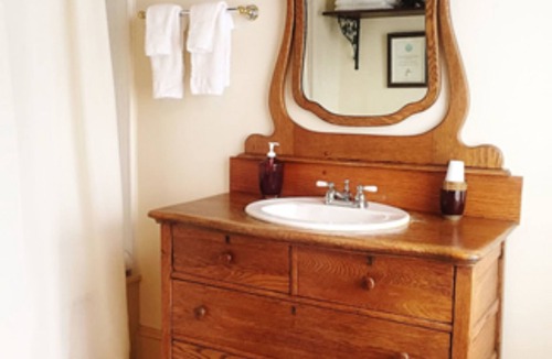 Chesapeake City Bed & Breakfast | Inn At The Canal Bed & Breakfast