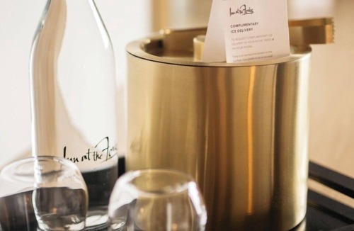 Downtown Winnipeg Hotel | Inn At The Forks