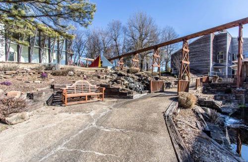 Johnson Hotel | Inn at the Mill, an Ascend Collection Hotel