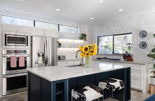Cherrywood House | Inn Cahoots - Hollywood Ave Retreat Home