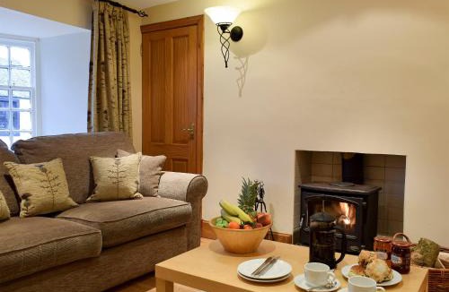 Dollar House | Inn Cottage