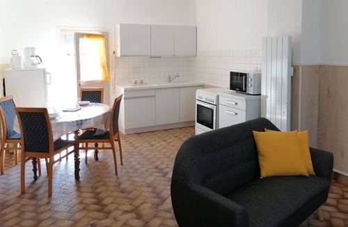 Craon House | Inn Craon, 2 bedrooms, sleeps 3