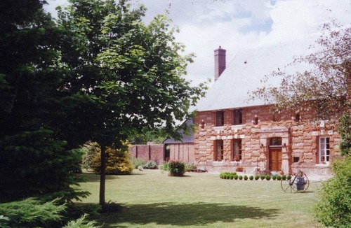 La Chapelle-du-Bourgay House | Inn La Chapelle-du-Bourgay, 2 bedrooms, 5 people