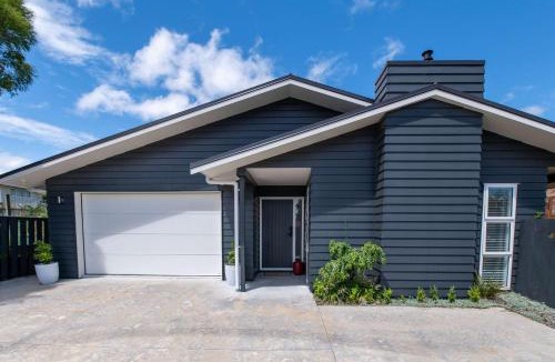 Springfield House | Inn McDowell - Modern 3 Bedroom in Springfield