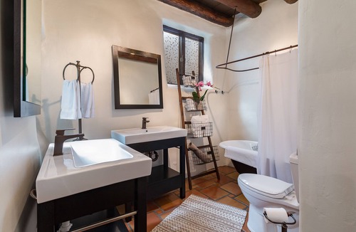 South Capitol Bed & Breakfast | Inn Of The Turquoise Bear