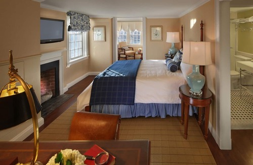 Amherst Center Hotel | Inn on Boltwood