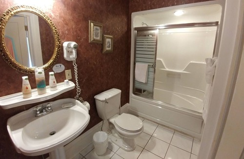 St. Andrews Hotel | Inn on Frederick