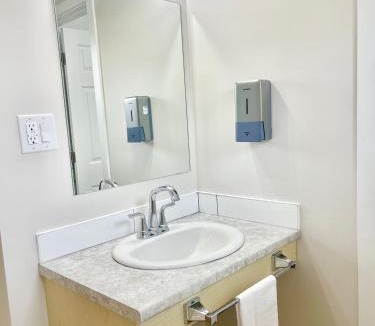 Sault Ste. Marie Hotel | Inn On Pim