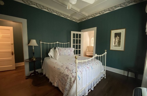 Glen Rose Hotel | Inn On The River