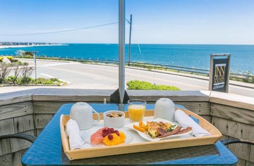 Falmouth Heights Bed & Breakfast | Inn on the Sound