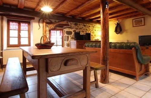 Saint-Julien-des-Chazes House | Inn Saint-Julien-des-Chazes, 3 bedrooms, 8 people