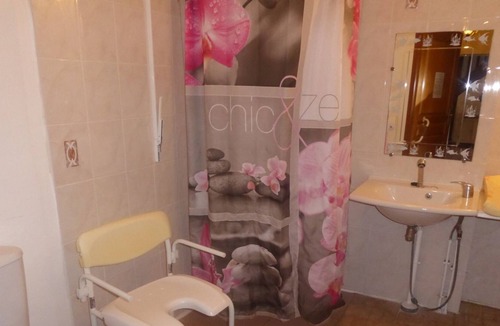 Saint-Leonard House | Inn Saint-Léonard, 6 bedrooms, 15 people