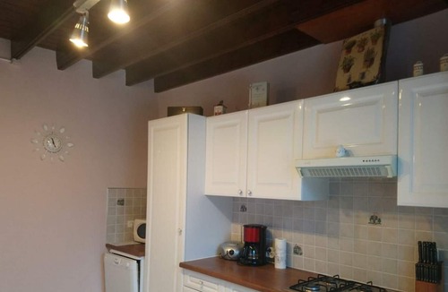 Saint-Leonard House | Inn Saint-Léonard, 2 bedrooms, 4 people