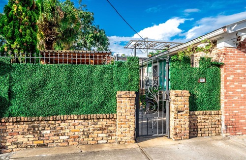 Tampa Heights Apartment | Inn The Heights - Apt. 9