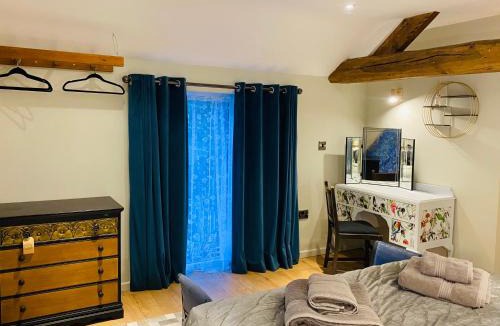 Forsbrook Apartment | Inn The Moors