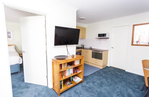 Chippendale Apartment | Inner City Chippendale Apartment