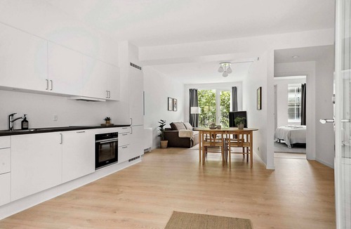 Midtbyen Apartment | Inner City Grand Escape