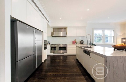 St Kilda House | Inner City Resort