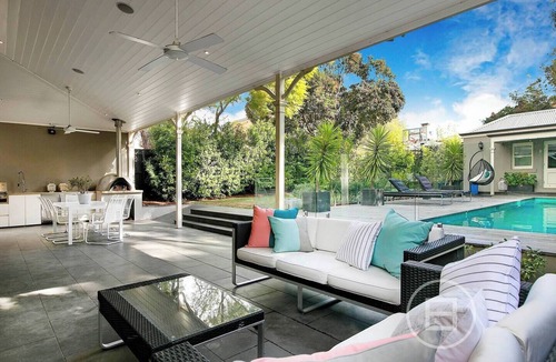 St Kilda House | Inner City Resort