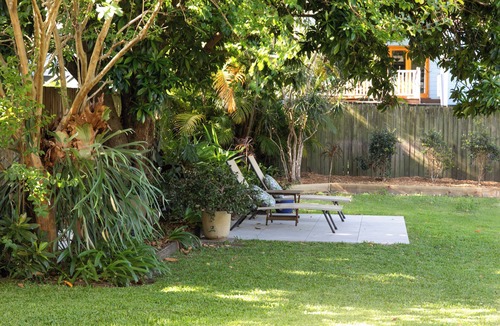 Dutton Park Apartment | Inner City Sanctuary