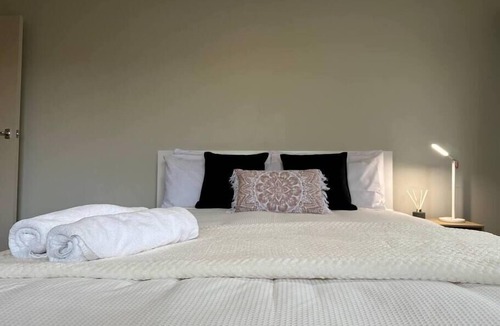 Palmerston North House | Inner Gem On Ada