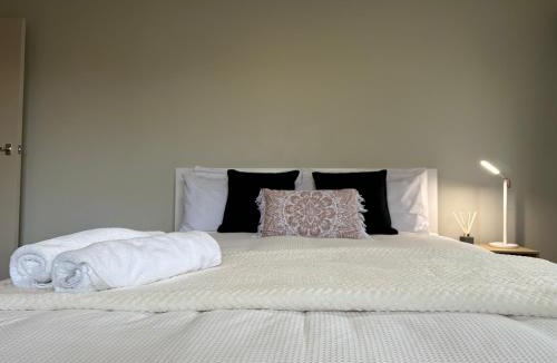 Palmerston North Apartment | Inner Gem On Ada