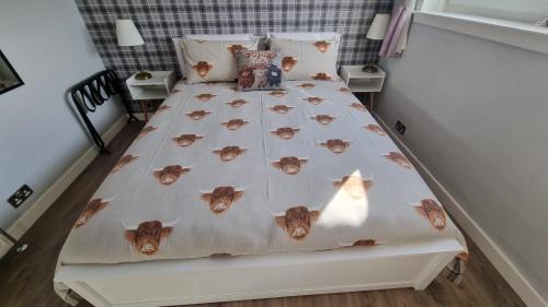 Longcroft House | Innisfail Edi - double room with private bathroom