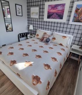 Longcroft House | Innisfail Edi - double room with private bathroom