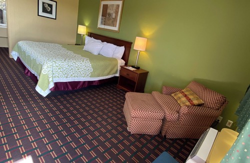 Hamel Hotel | Innkeeper Motel
