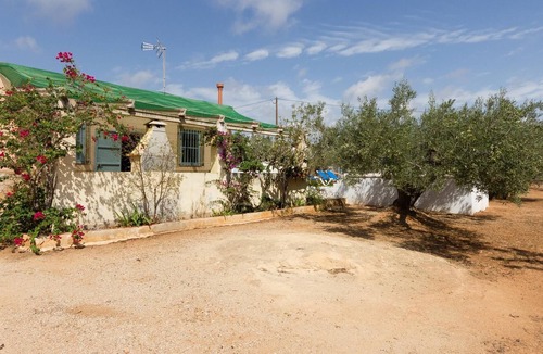 Costa Dorada Villa | INNOUTHOME COUNTRY HOUSE WITH PRIVATE SWIMING-POOL, WIFI AND BBQ ESTANY