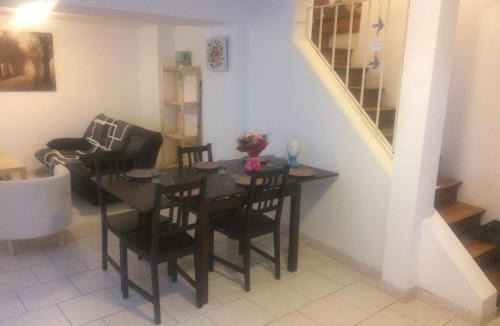 Bethisy-Saint-Pierre House | Inobelle