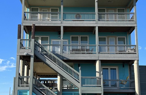 Port Bolivar House | Inquire About Easter Weekend Special - Beachfront Home