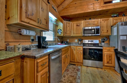 McCaysville Cabin | Inquire for Spring Discounts