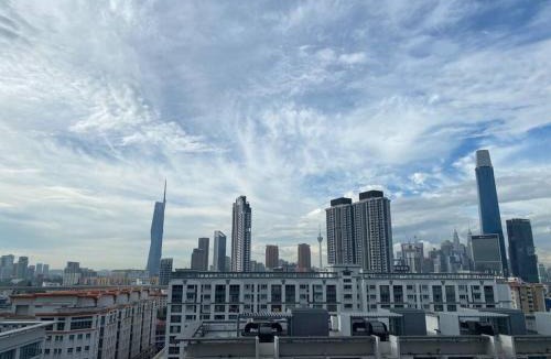 Maluri Apartment | INS Style 5PAX 2R2B Sunway Velocity Linked