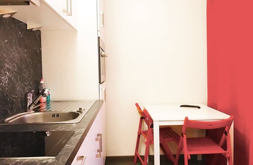 Gewerbeschule Apartment | INSIDE FIVE City Apartments