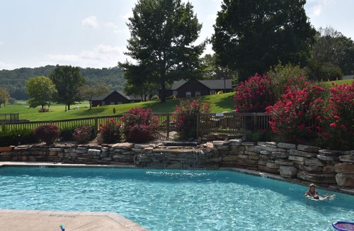 Camdenton Cottage | Inside the Premier Old Kinderhook Golf Resort, Pet Friendly and Free Kayaking!