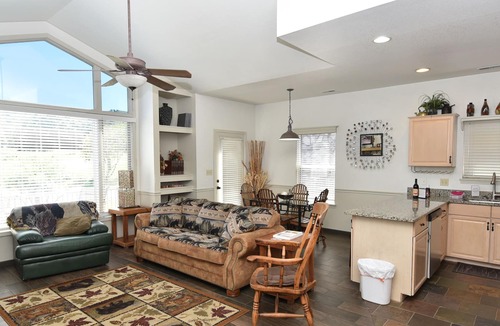 Camdenton Cottage | Inside the Premier Old Kinderhook Golf Resort, Pet Friendly and Free Kayaking!