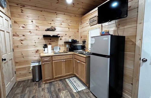 Betsy Layne Cabin | Inspiration Station