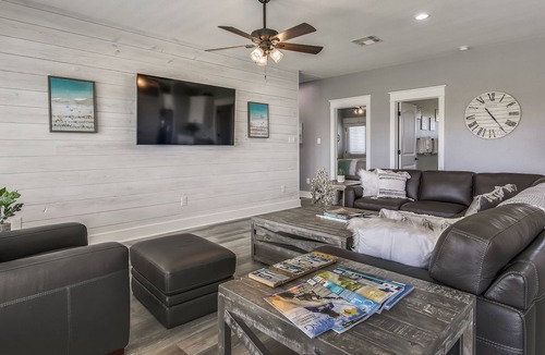 Indian Beach House | Insta-ahhh | Multiple Balconies, Private Pool!