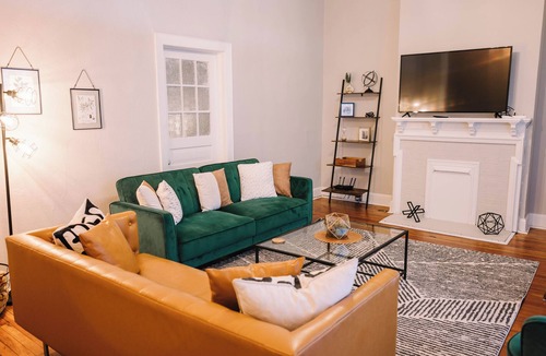 Danville Apartment | Insta-worthy 2Bd/1Ba Apt Steps from Downtown!