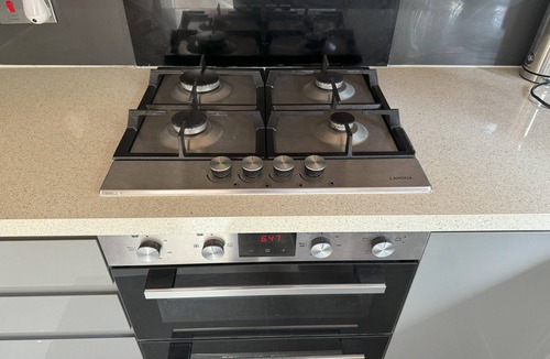 Luton House | Instant Home