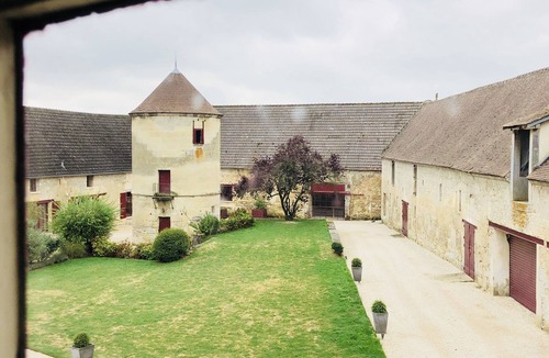 Morienval House | Instant-Morienval The Farm