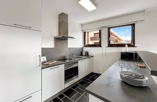 Lens Apartment | Instant Ski and Golf Paradise - Crans Montana