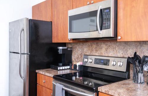 South of Fifth Apartment | Instant Stay Ocean Drive