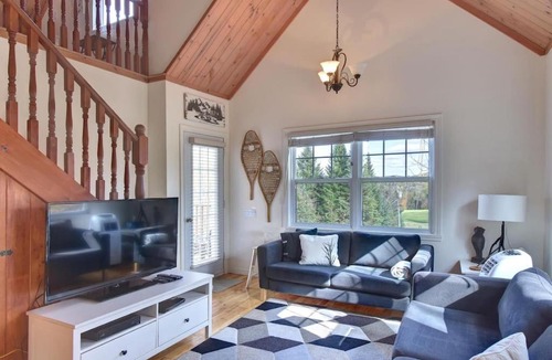 Mont-Tremblant House | Instant Suites Luxury 3 BR Cabin with Breathtaking Views