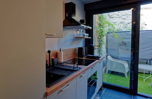 Verdun Apartment | Instinct Sauvage - Nature & private Jacuzzi