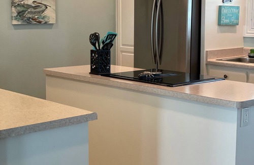 Rockport House | Intercoastal water view! Pet Friendly! Free WIFI!