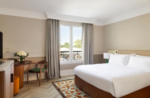 La Chapelle-en-Serval Hotel | InterContinental Hotels Chantilly Chateau Mont Royal by IHG